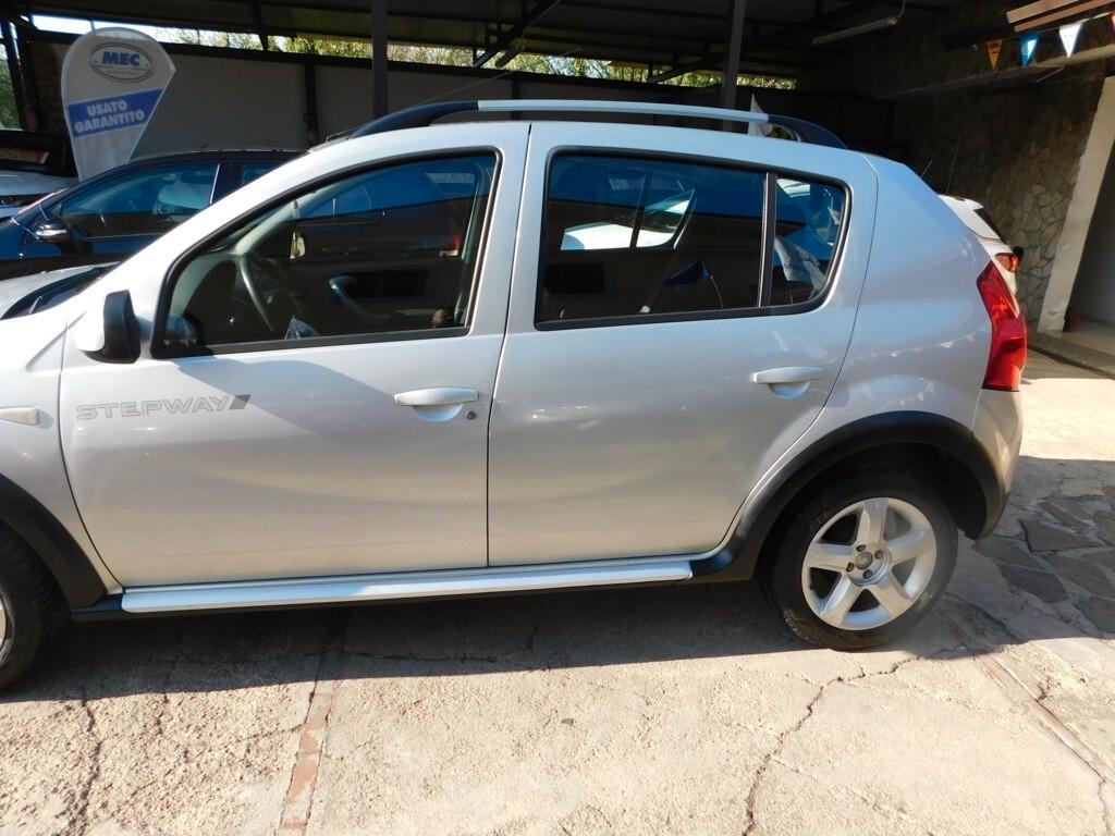 Dacia Sandero Stepway 1.6 8V GPL 85CV