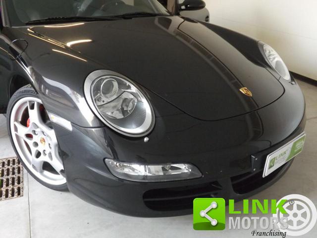 PORSCHE 997 911 Carrera 4S Coupé