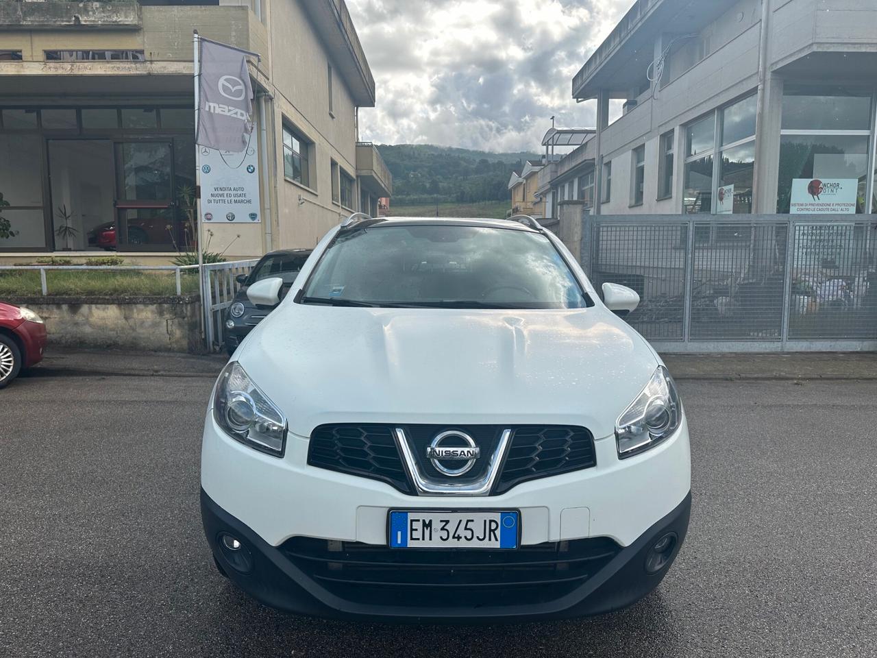 Nissan Qashqai Qashqai+2 2.0 dCi DPF 4WD aut. n-tec solo 80.000 km !!