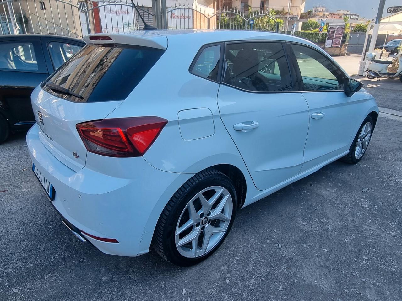Seat Ibiza 1.0 TGI 5 porte FR