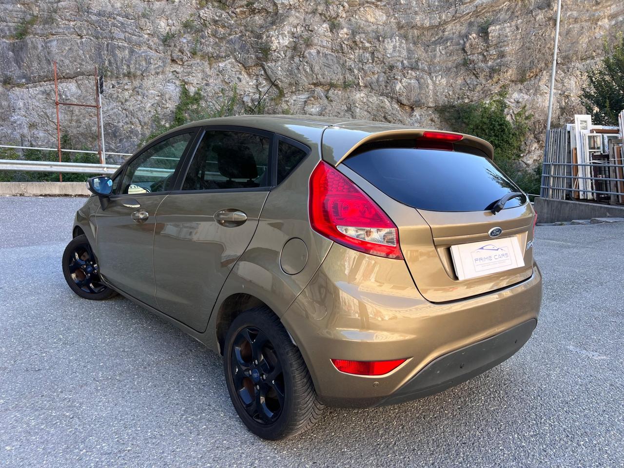 Ford Fiesta 1.4 TDCi 70CV 5 porte Titanium