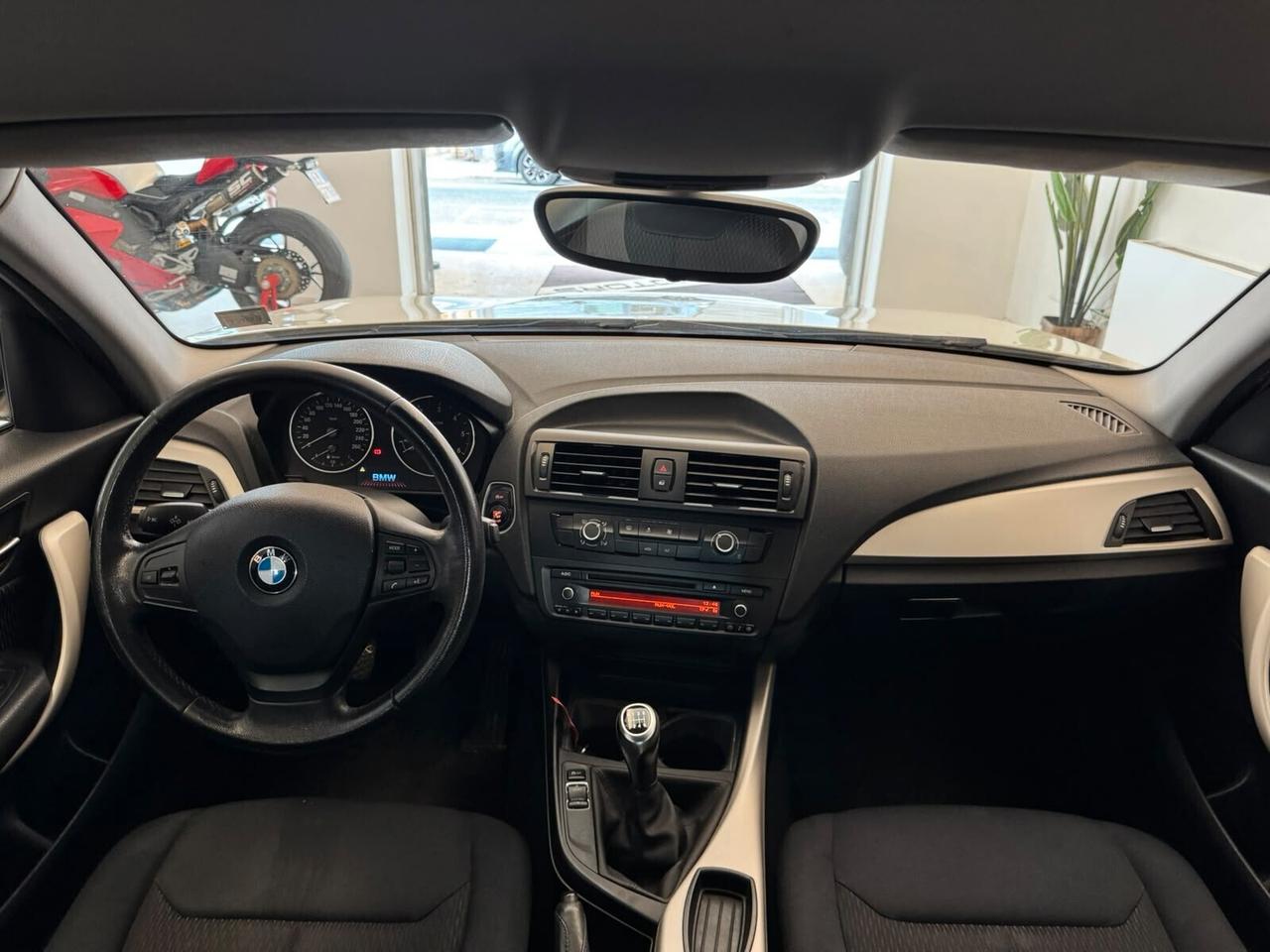 BMW 114D 5PORTE UNIQUE RESTYLING FULL NEOPATENTATI GARANZIA PERMUTE
