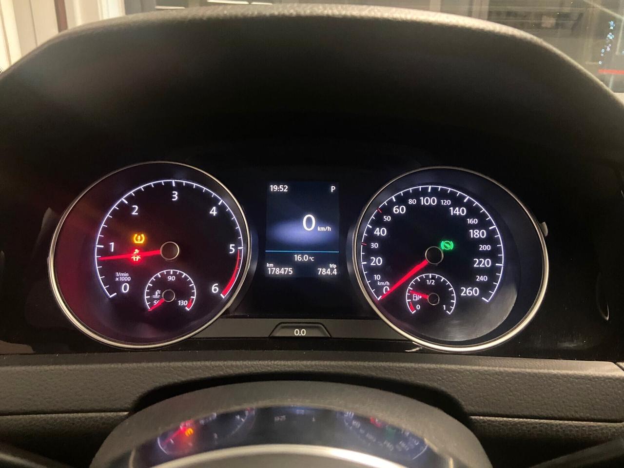 Volkswagen Golf 7.5 TDI 115 CV DSG RLINE PACK