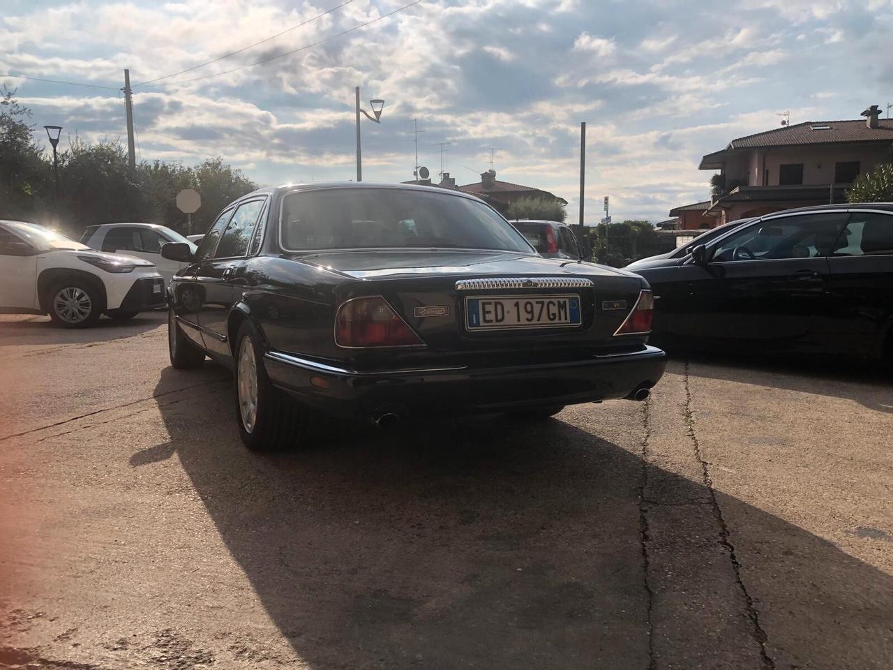 Jaguar XJ Daimler 4.0 cat