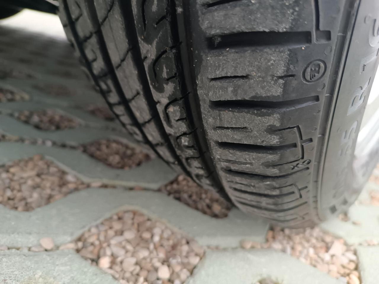 Volkswagen Golf 5 1.6 GPL 5p.