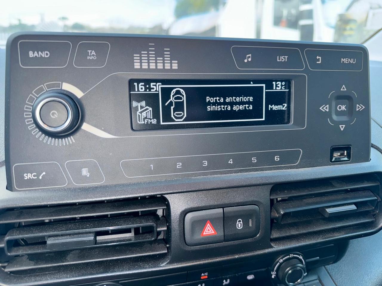 Fiat Doblo DOBLO' CH1 1.5 BlueHdi 100cv MT6 102CV