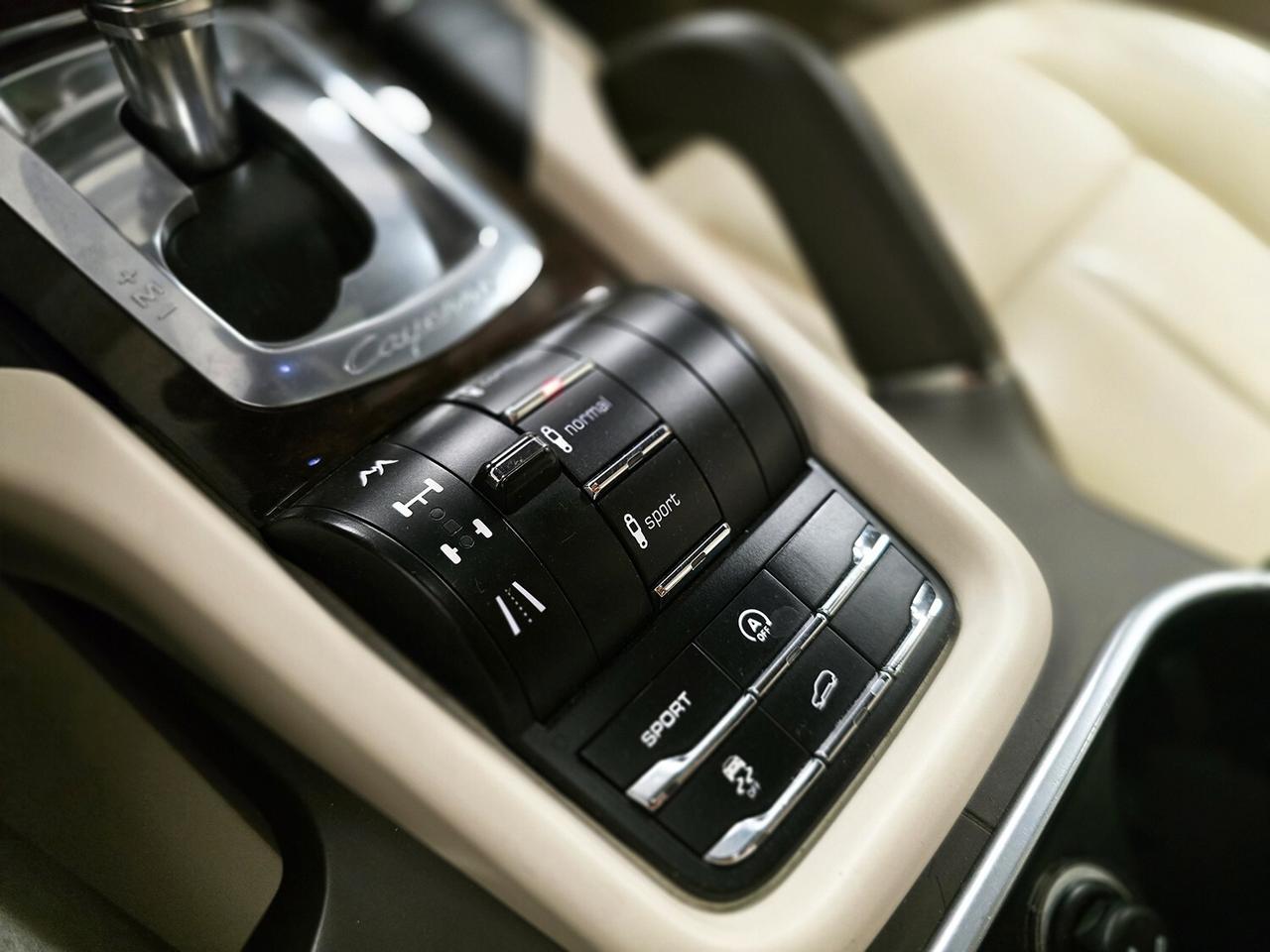 Porsche Cayenne 3.0 V6 TDI TIPTRONIC_SERVICE BOOK_NO SUPERBOLLO!