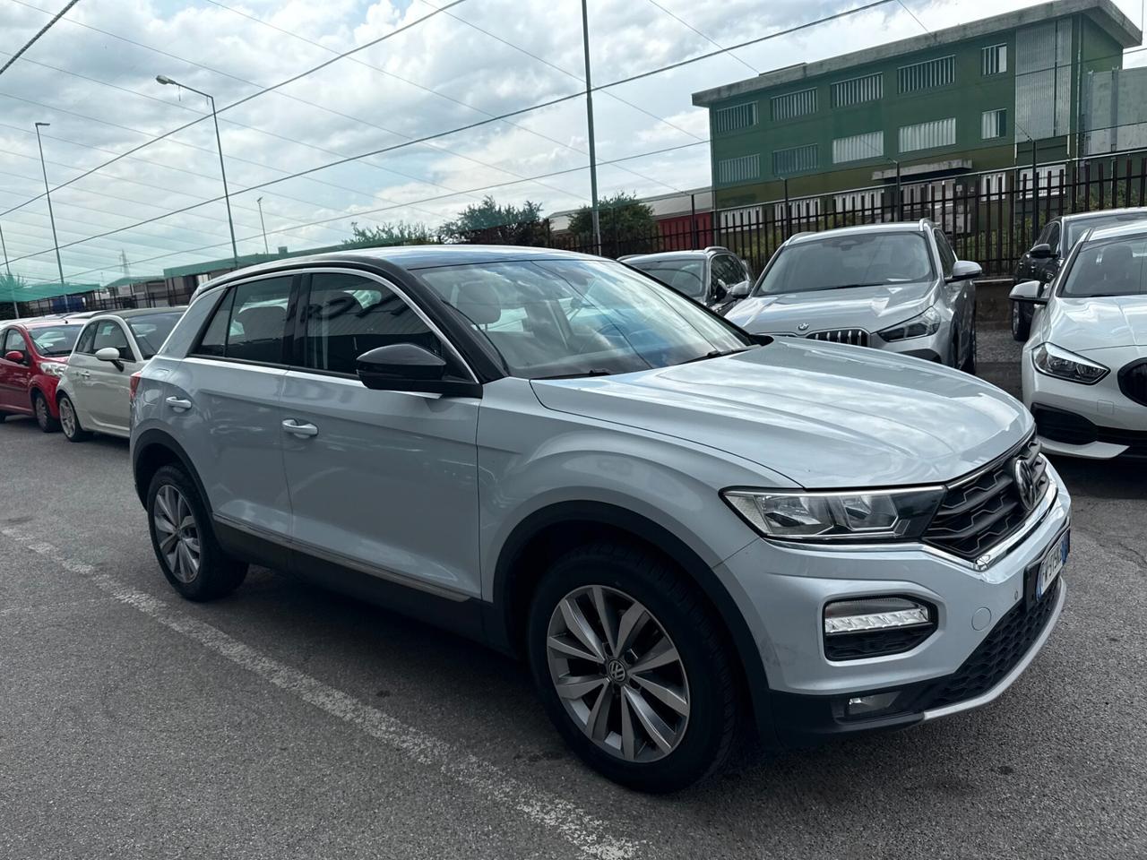 Volkswagen T-Roc 1.0 tsi / VIRTUAL COCKPIT 115cv