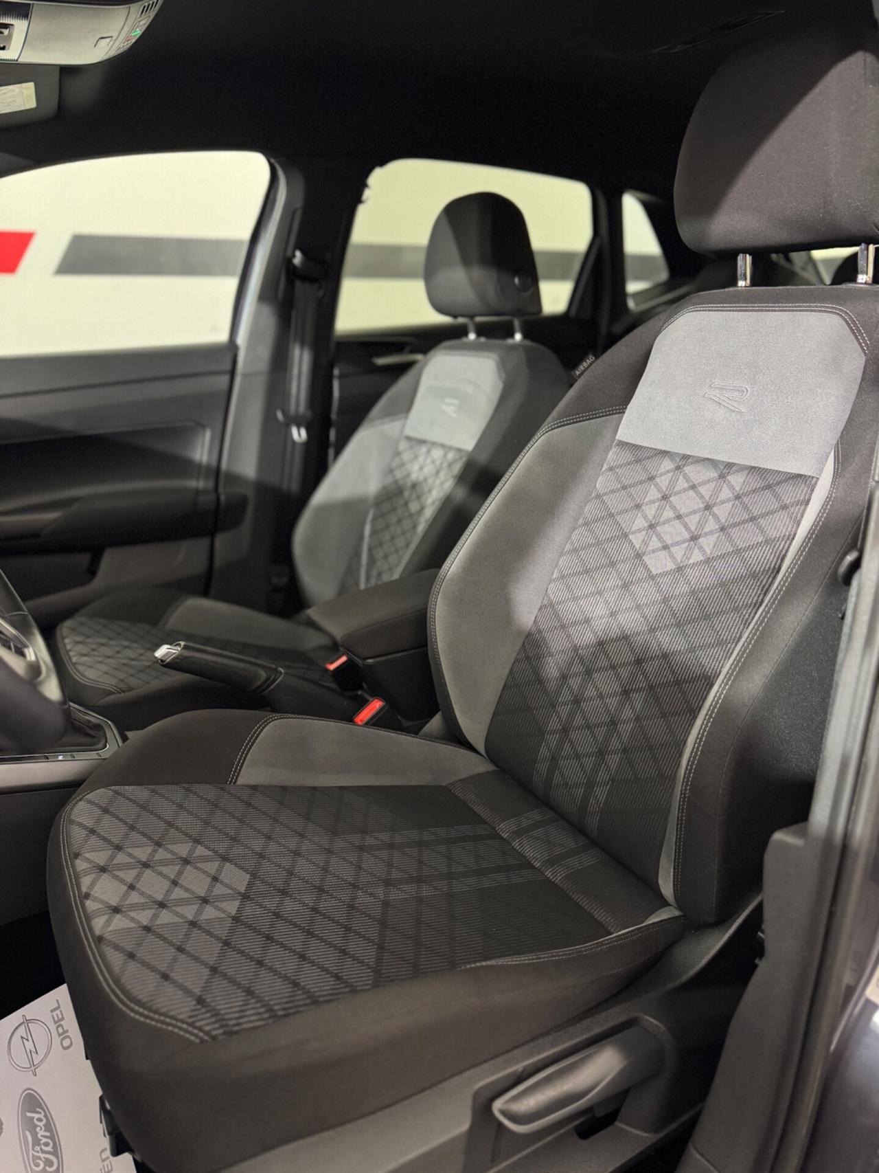 Volkswagen Polo 1.0 TSI DSG R-Line*SOLO 28.000 KM*