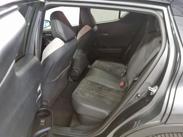 TOYOTA C-HR 2.0 Hybrid E-CVT GR Sport Black Edition