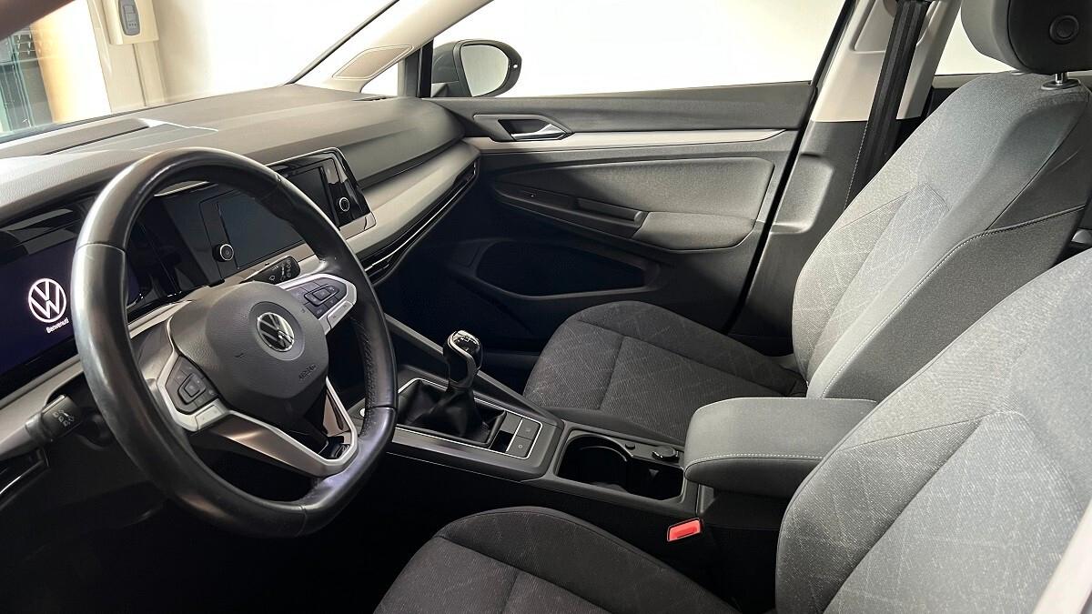 Volkswagen Golf 8 2.0 TDI Life