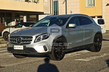 MERCEDES GLA 200 Sport