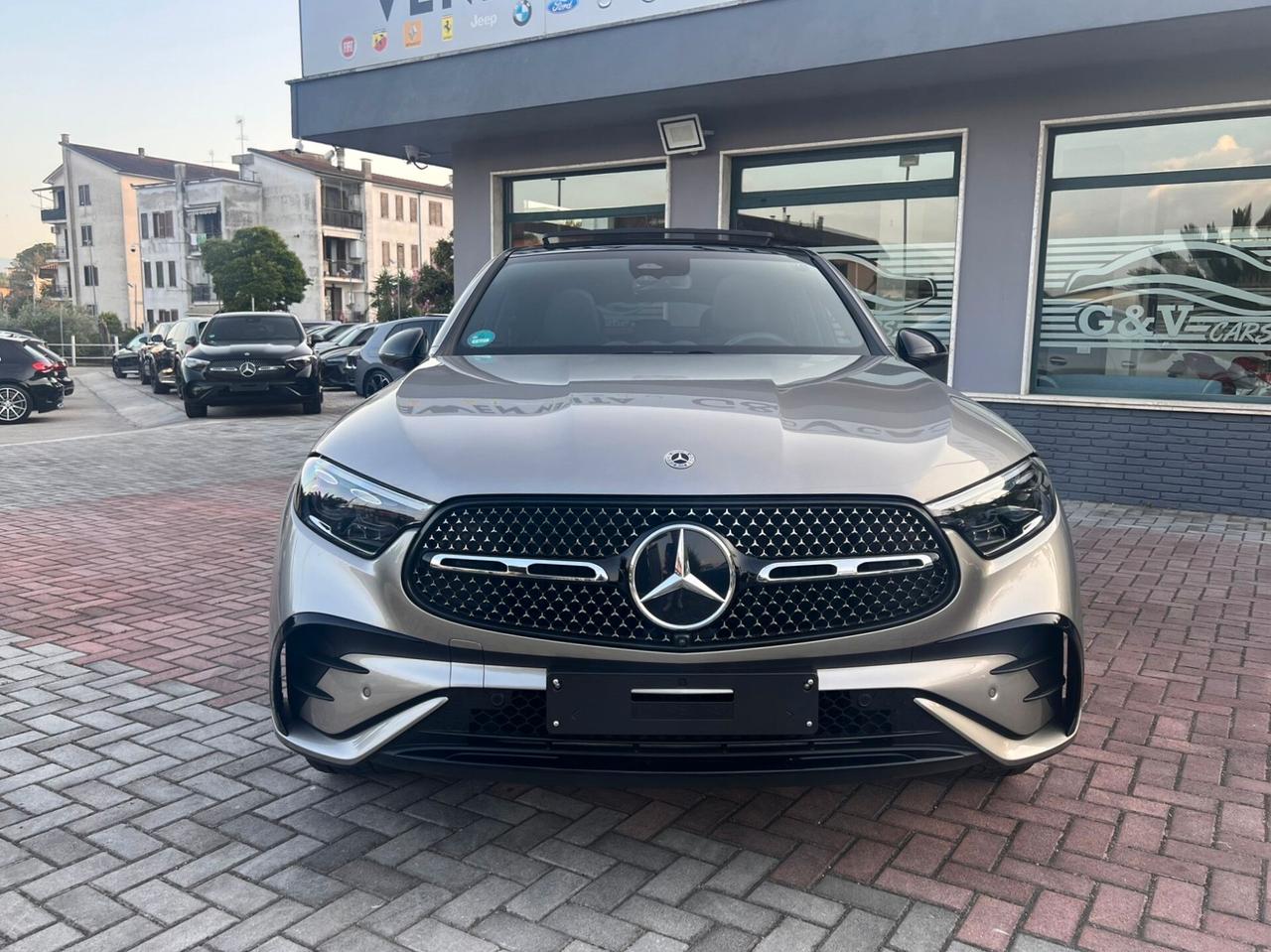 Mercedes-Benz GLC 300 d acc. €28.350 noleggio con riscatto no scoring