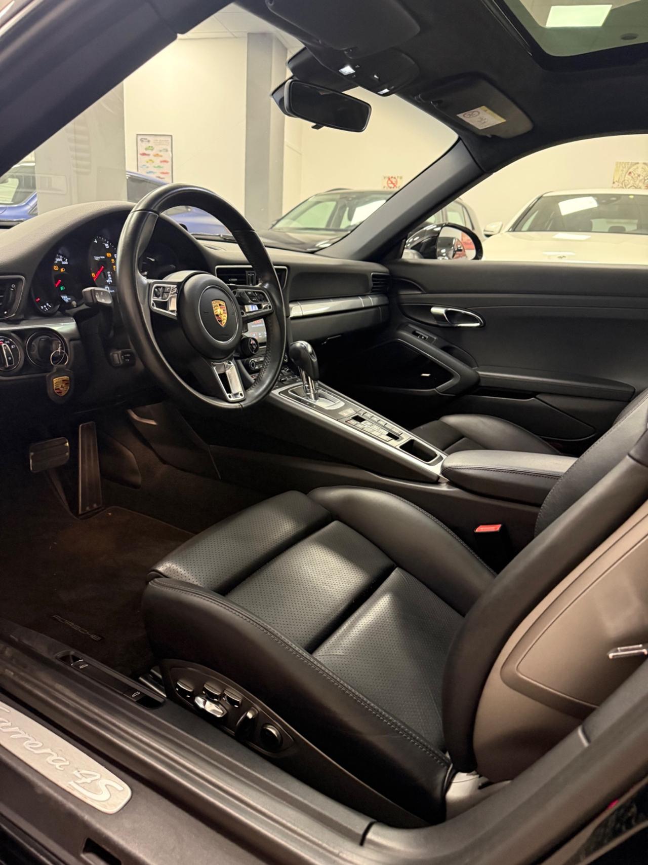 Porsche 911 3.0 Carrera 4S Coupé
