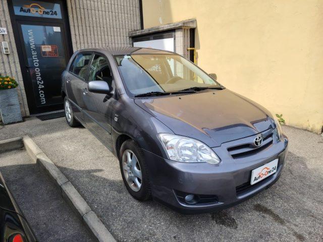 TOYOTA Corolla 1.4 D-4D 5 porte Sol AUTOMATICA