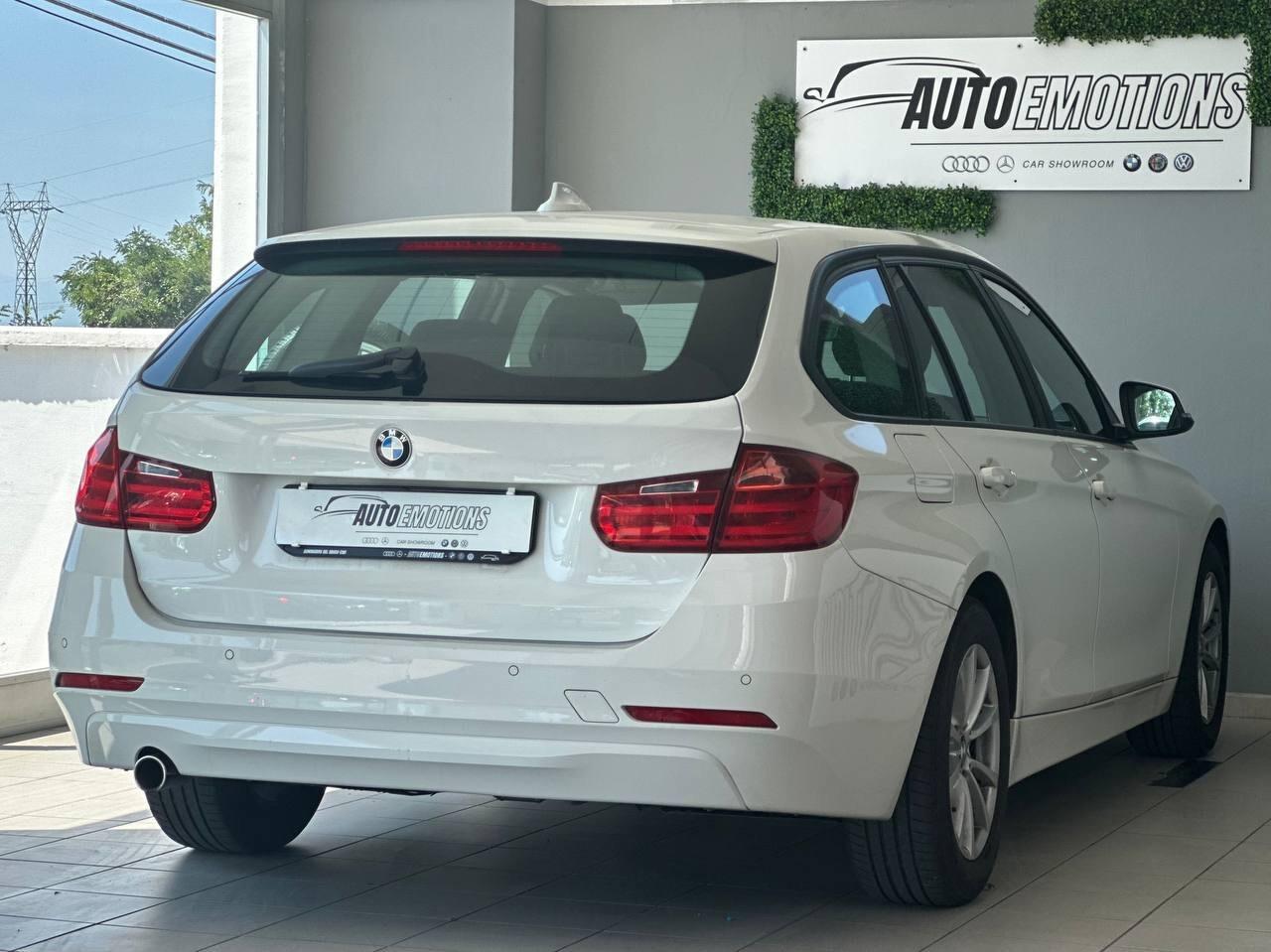 BMW 316d - Book Service Completo