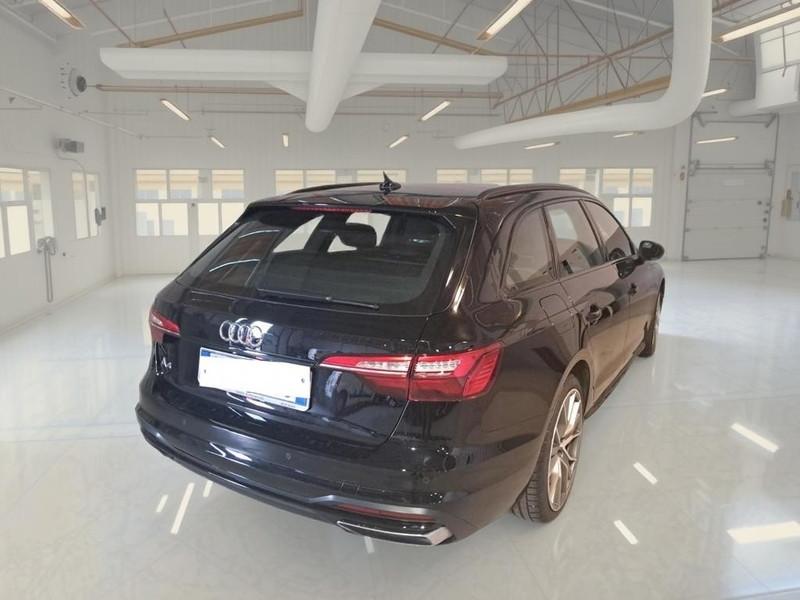 AUDI A4 AVANT 2.0 40 TDI BUSINESS ADVANCED S TRONIC