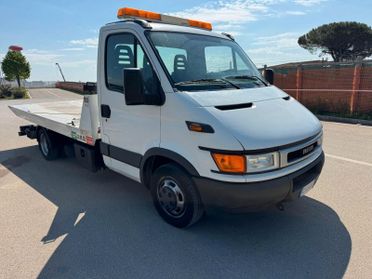 Iveco Daily 35C13 2.8 Carro Atrezzi