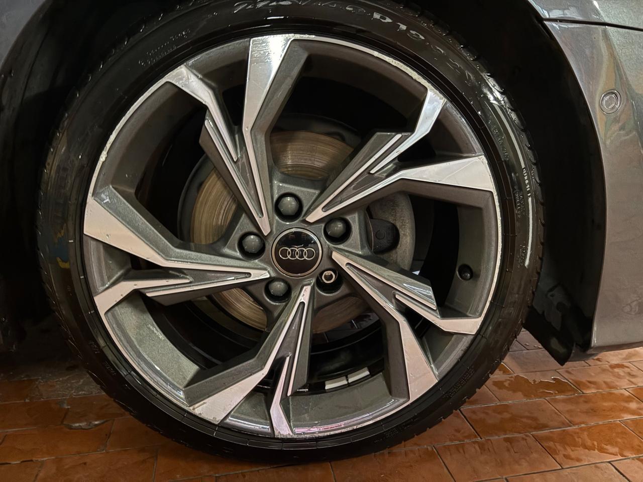 Audi A3 SPB 30 TFSI S line edition