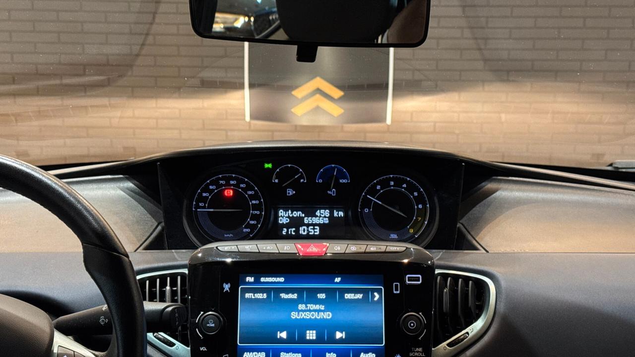 Lancia Ypsilon 1.0 70cv Hybrid Gold - 2023