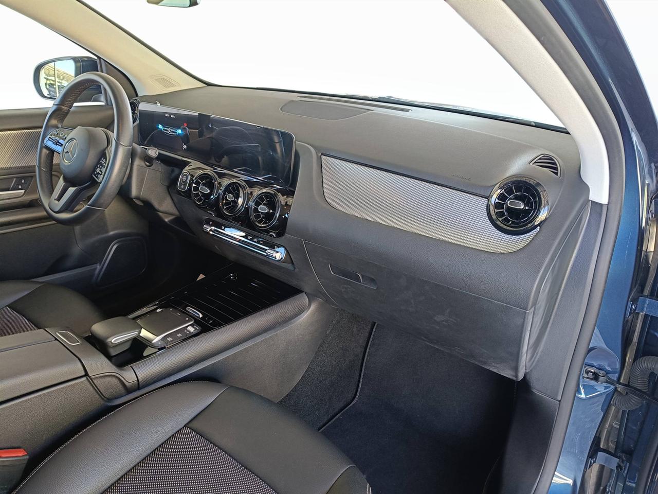 Mercedes-Benz GLA-H247 2020 - GLA 180 d Sport Plus auto