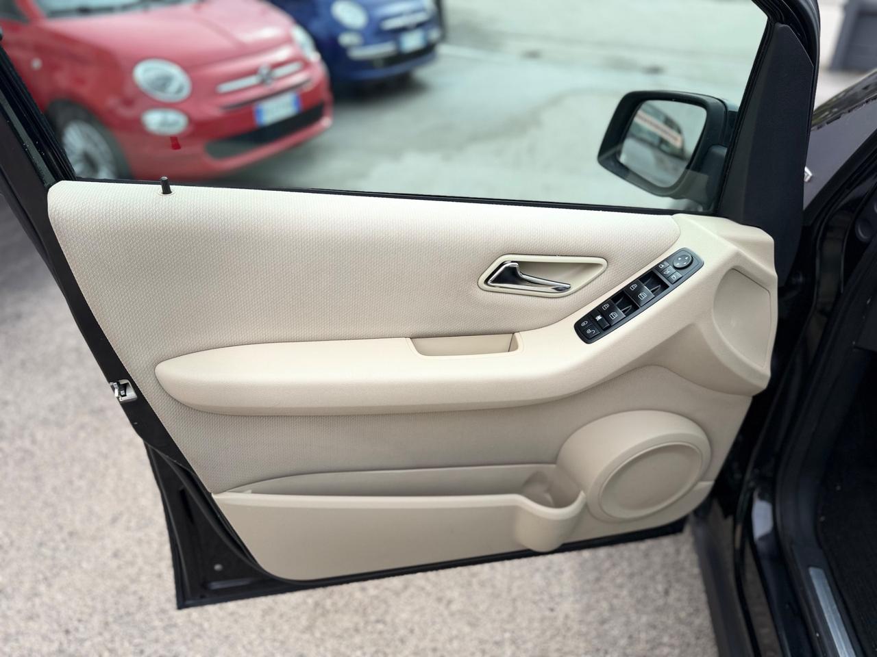 Mercedes-benz A 160 BlueEFFICIENCY Elegance