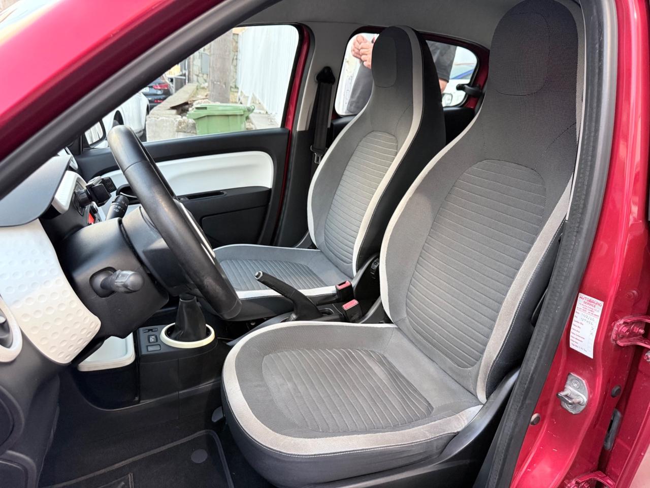 Renault Twingo TCe 90 CV EDC Sport