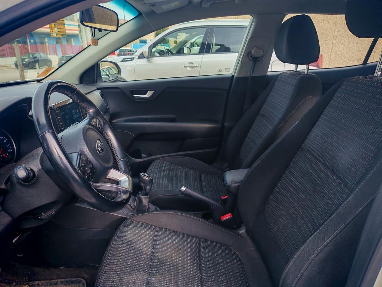 Kia Stonic 1.4 MPI 100 CV Style