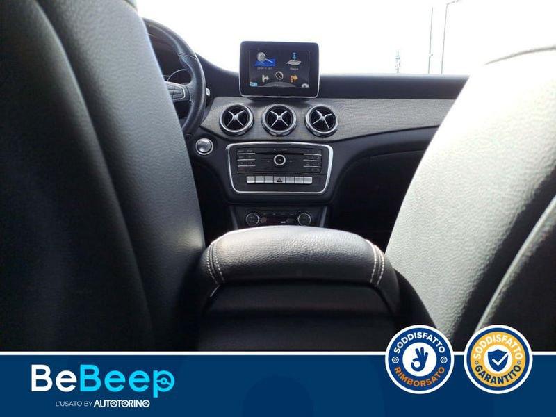 Mercedes-Benz GLA 200 SPORT AUTO