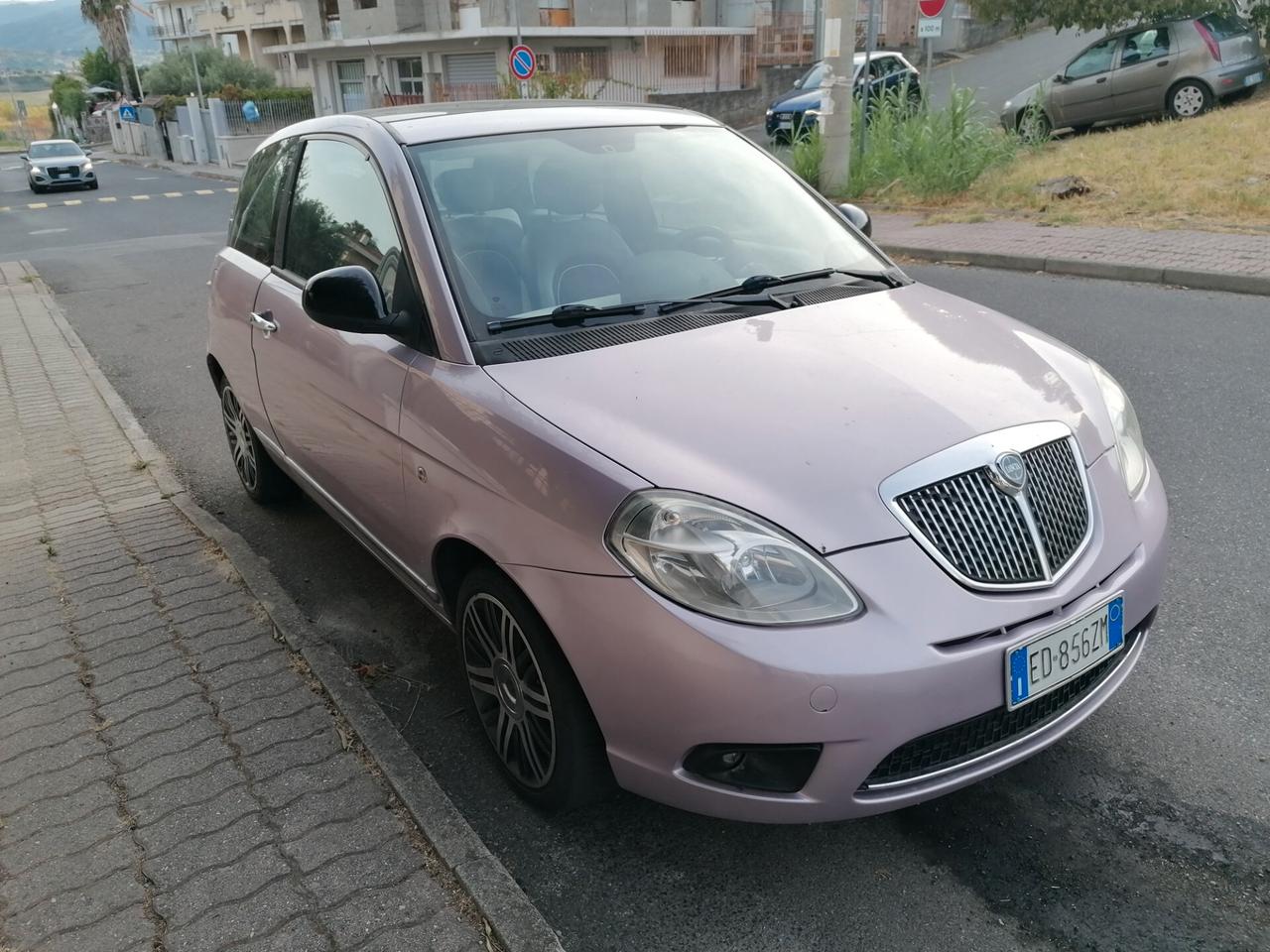 Lancia Ypsilon 1.2 60cv Platino Tetto Apribile