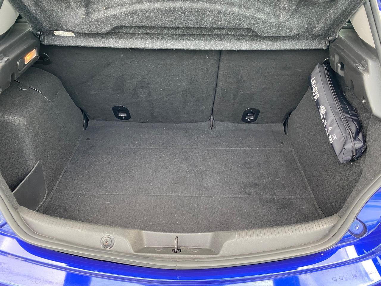 Alfa Romeo Giulietta 1.6 120 CV Automatica Navi NEOPATENTATI Garantita