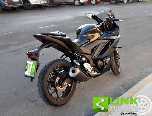 YAMAHA YZF R3 Pari al Nuovo