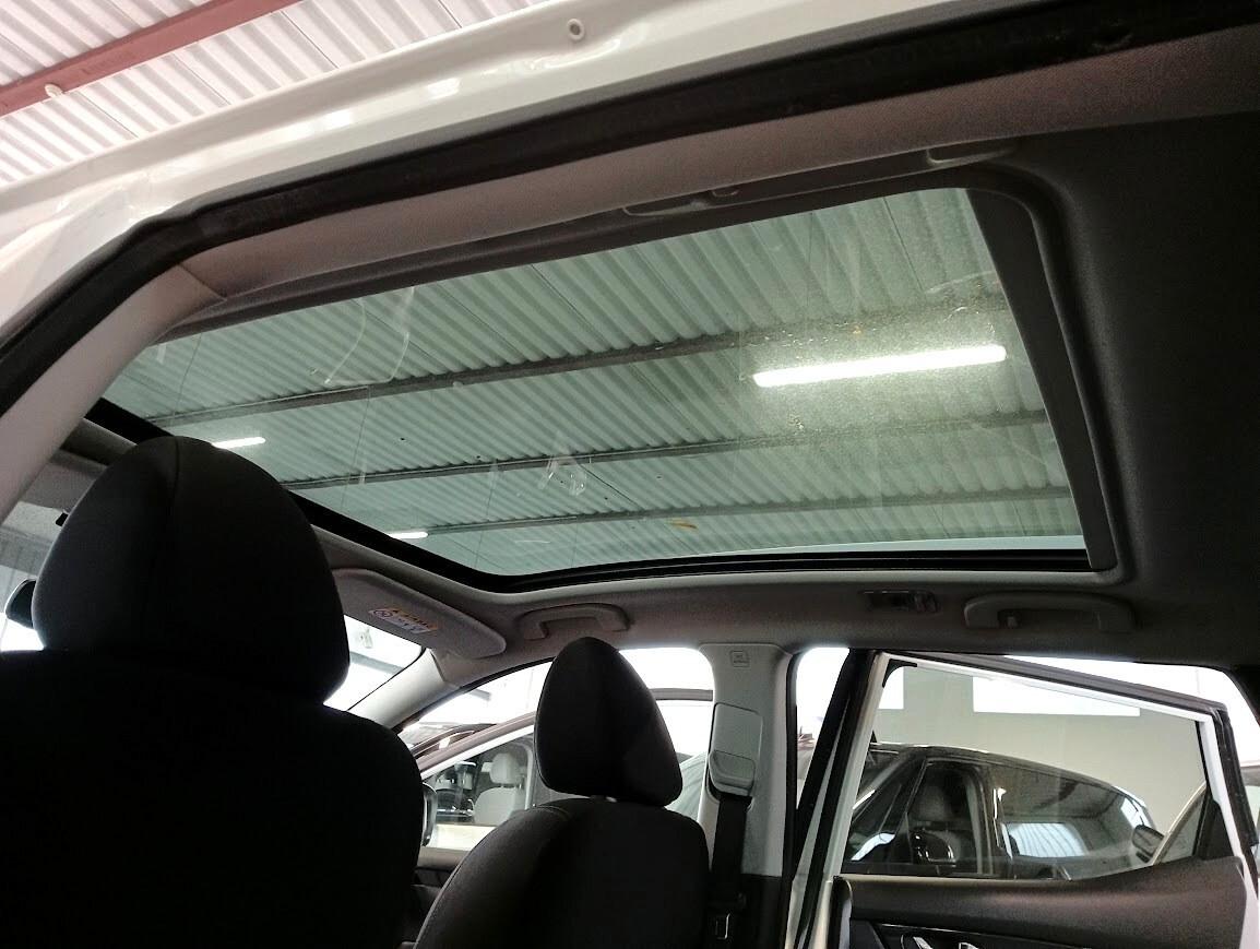 Nissan Qashqai 1.5 DCI TEKNA 360° TETTO PANO 18" EURO6