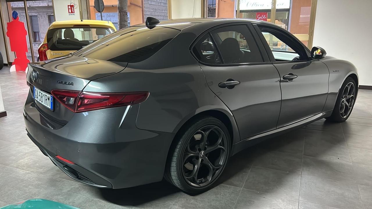 Alfa Romeo Giulia 2.2 Turbodiesel 210 CV AT8 AWD Q4 Veloce