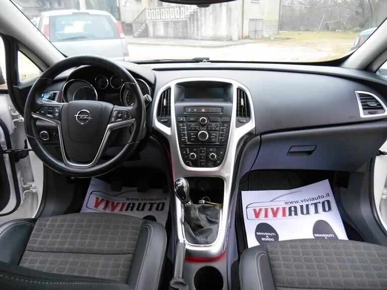 Opel Astra GTC 1.6 CDTI 110CV S&S 3 porte Cosmo