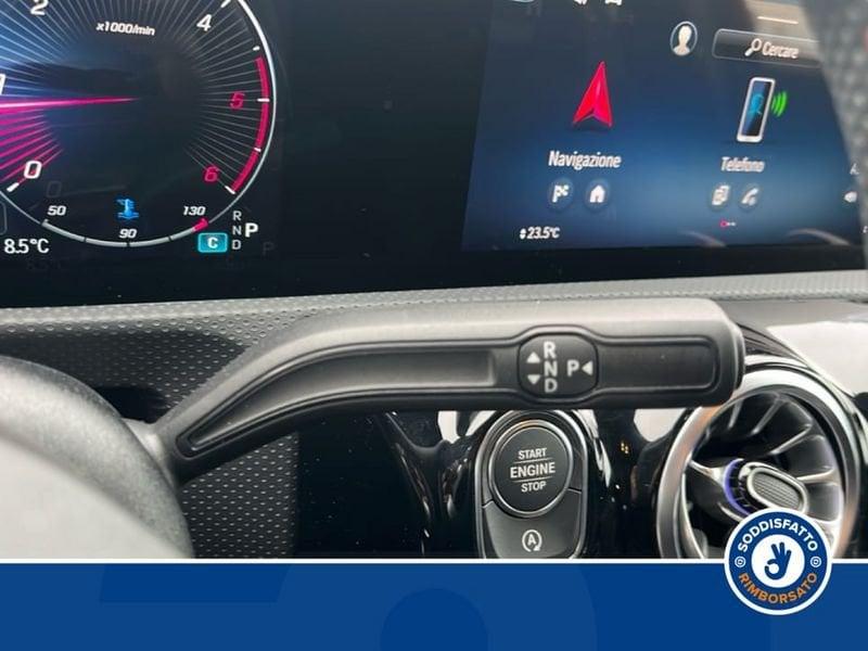 Mercedes-Benz Classe A 180d Automatic AMG Line Premium