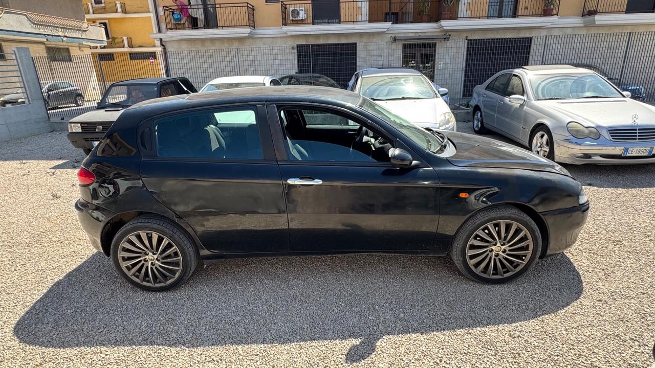 Alfa Romeo 147 1.9 JTD (115 CV) cat 5p. Distinctive