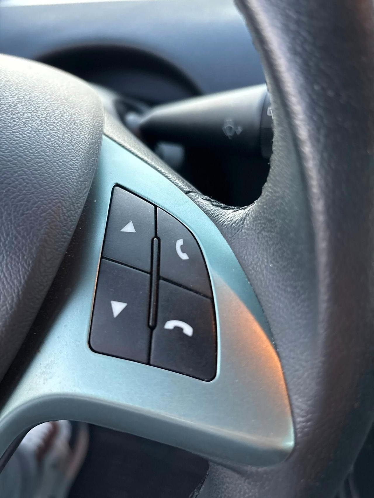 Lancia Ypsilon 1.0 FireFly 5 porte S&S Hybrid Silver Plus