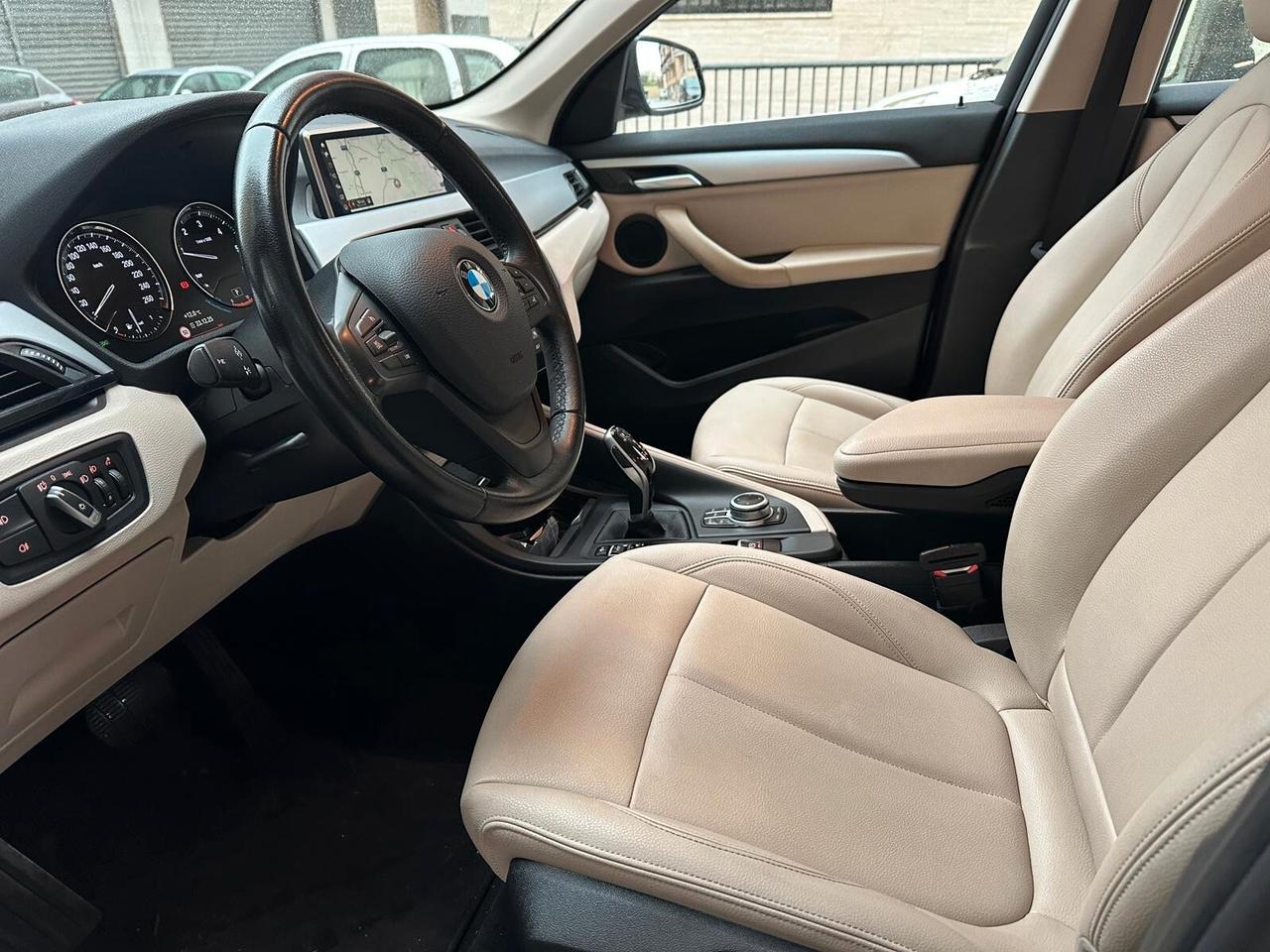 Bmw X1 sDrive18d Autom. xLine FULL