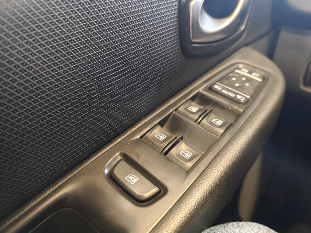 Renault Clio dCi 8V 90CV Start&Stop 5 porte Energy Intens