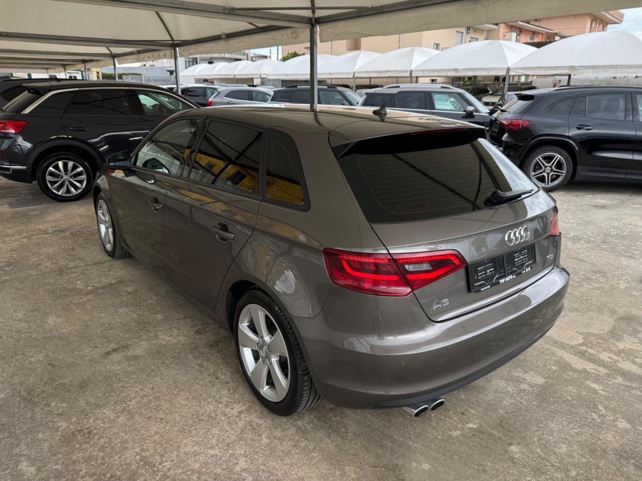 AUDI A3 2.0 TDI S TRONIC DESIGN
