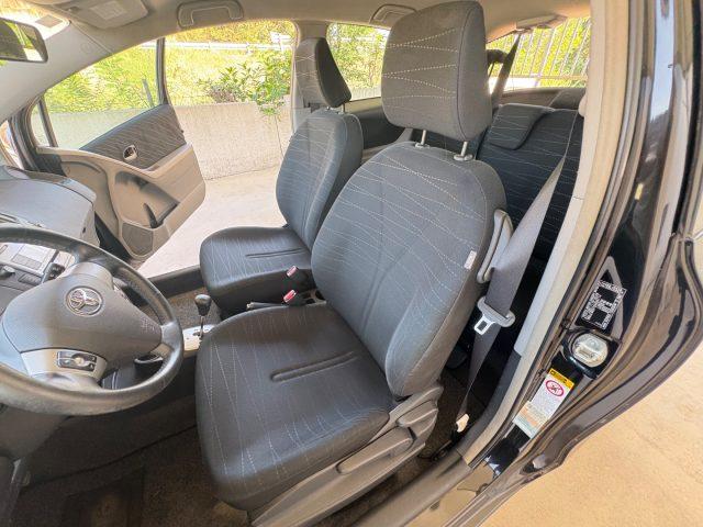 TOYOTA Yaris 1.3 AUTOMATICA KM E MOTORE ORIGINALI - PRONTA CONS