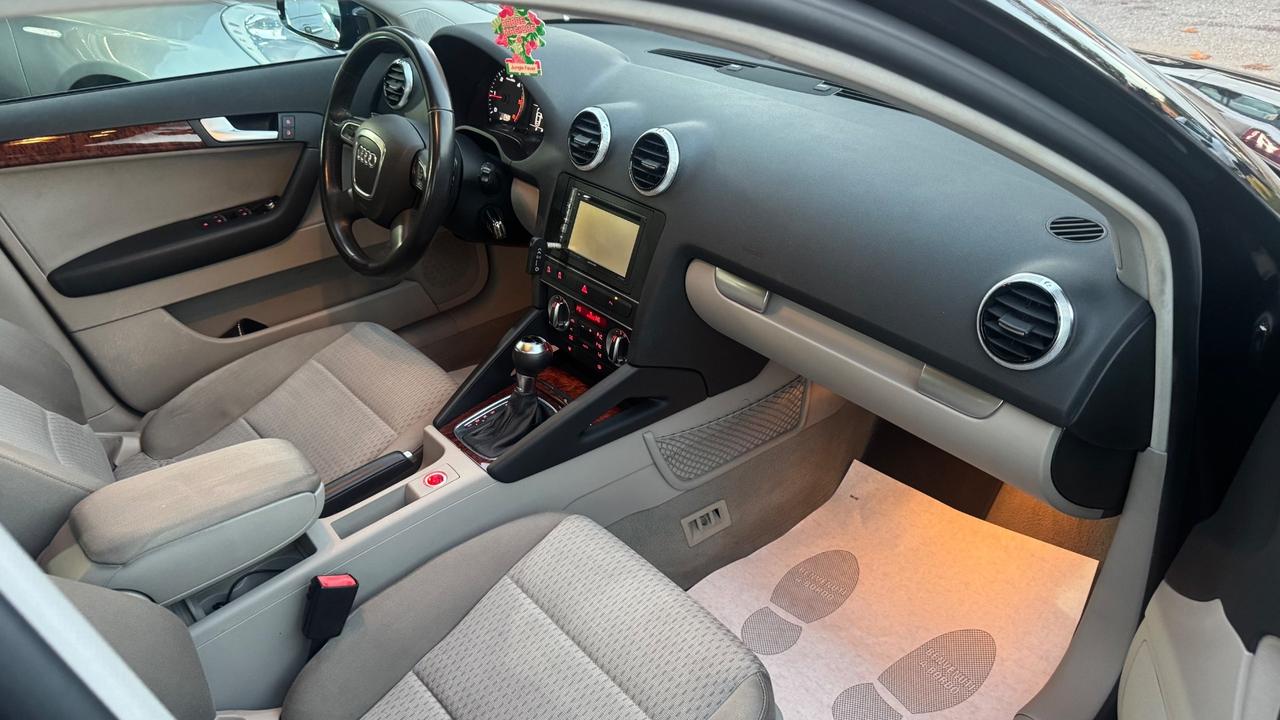 Audi A3 SPB 1.6 TDI 105 CV S tronic Ambition