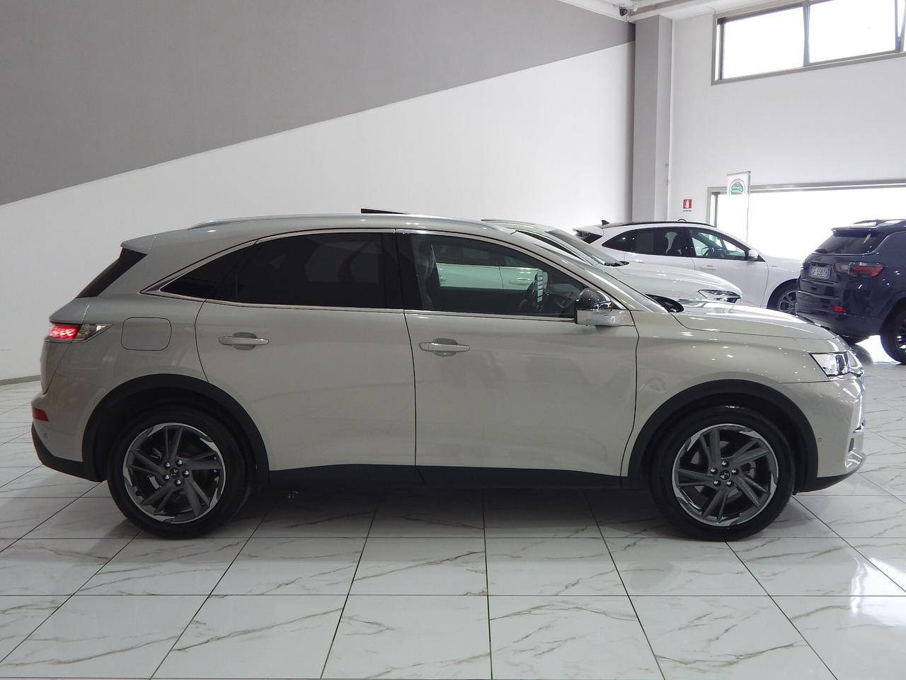 DS Automobiles DS 7 Crossback 1.5 bluehdi Grand Chic 130cv Aut. TETTO-NAVI-PELLE