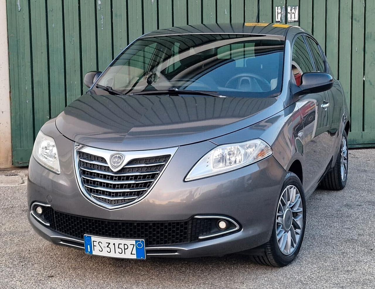 Lancia Ypsilon 1.2 benz 69 CV