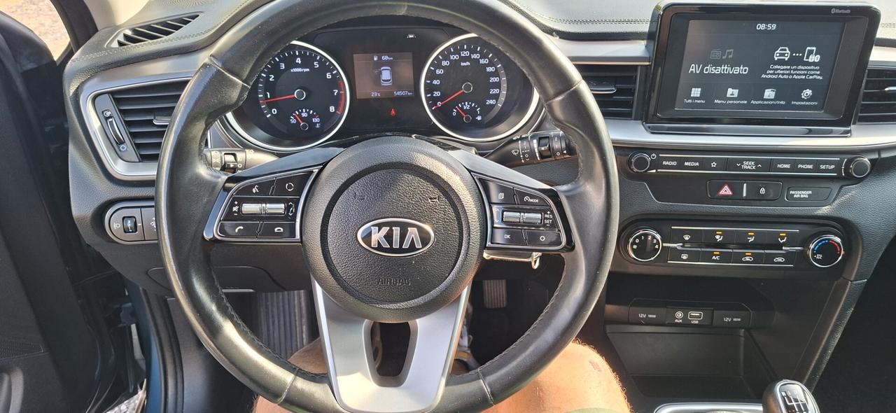 Kia Ceed 1.4 MPi 5p. Business Class