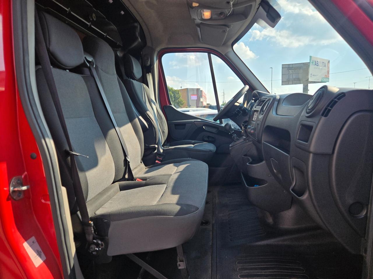 Renault Master 2.3 DCI 72000KM