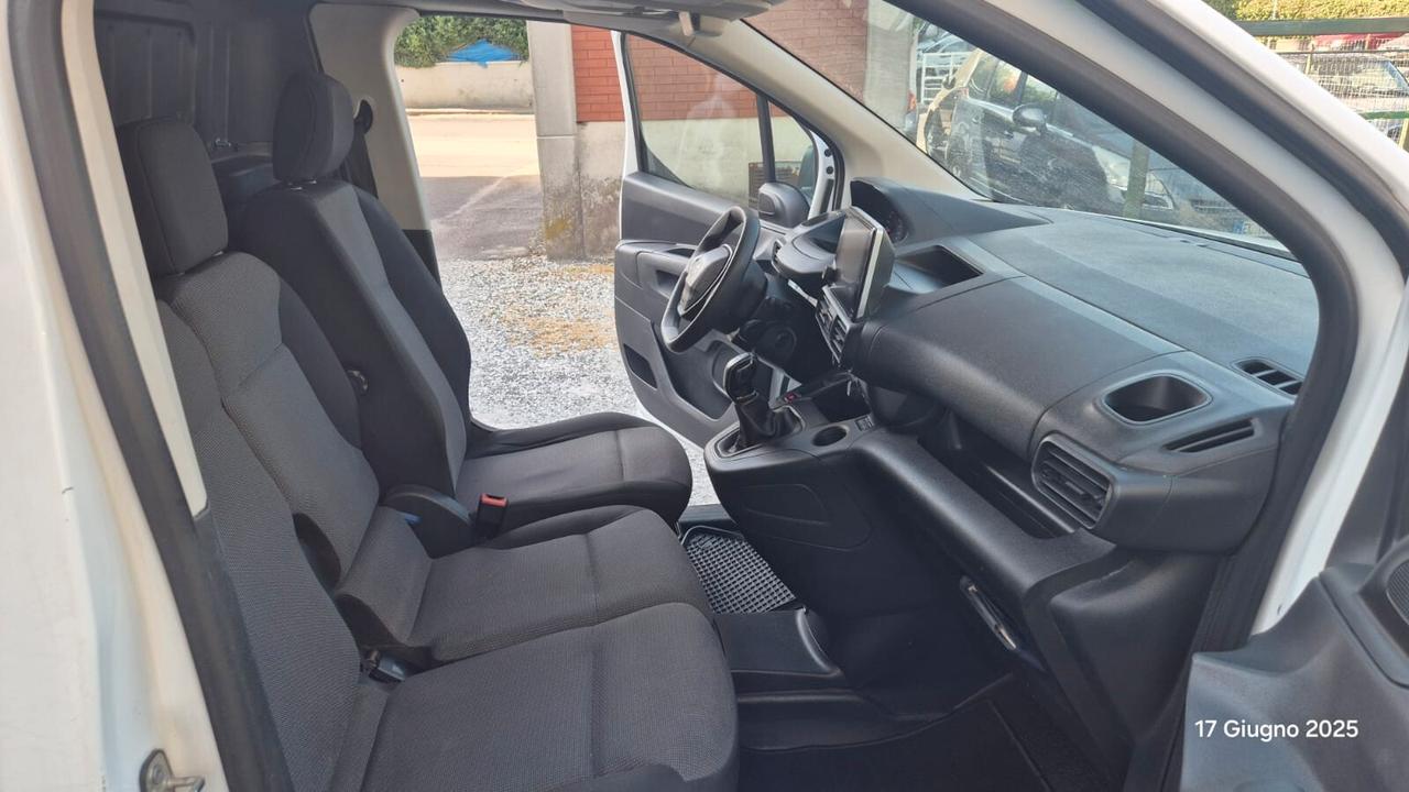 PEUGEOT PARTENER
