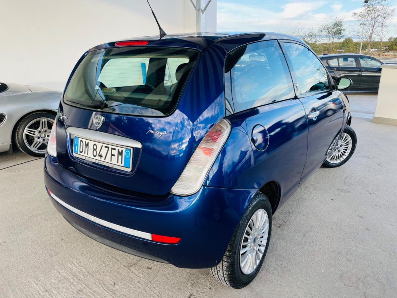 Lancia Ypsilon 1.3 MJT 75 CV OK NEOPATENTATO