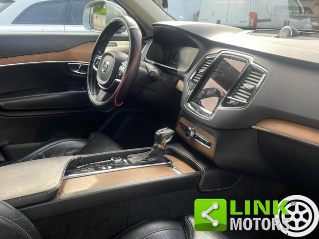 VOLVO XC90 D5 AWD Geartronic 7 posti Inscription